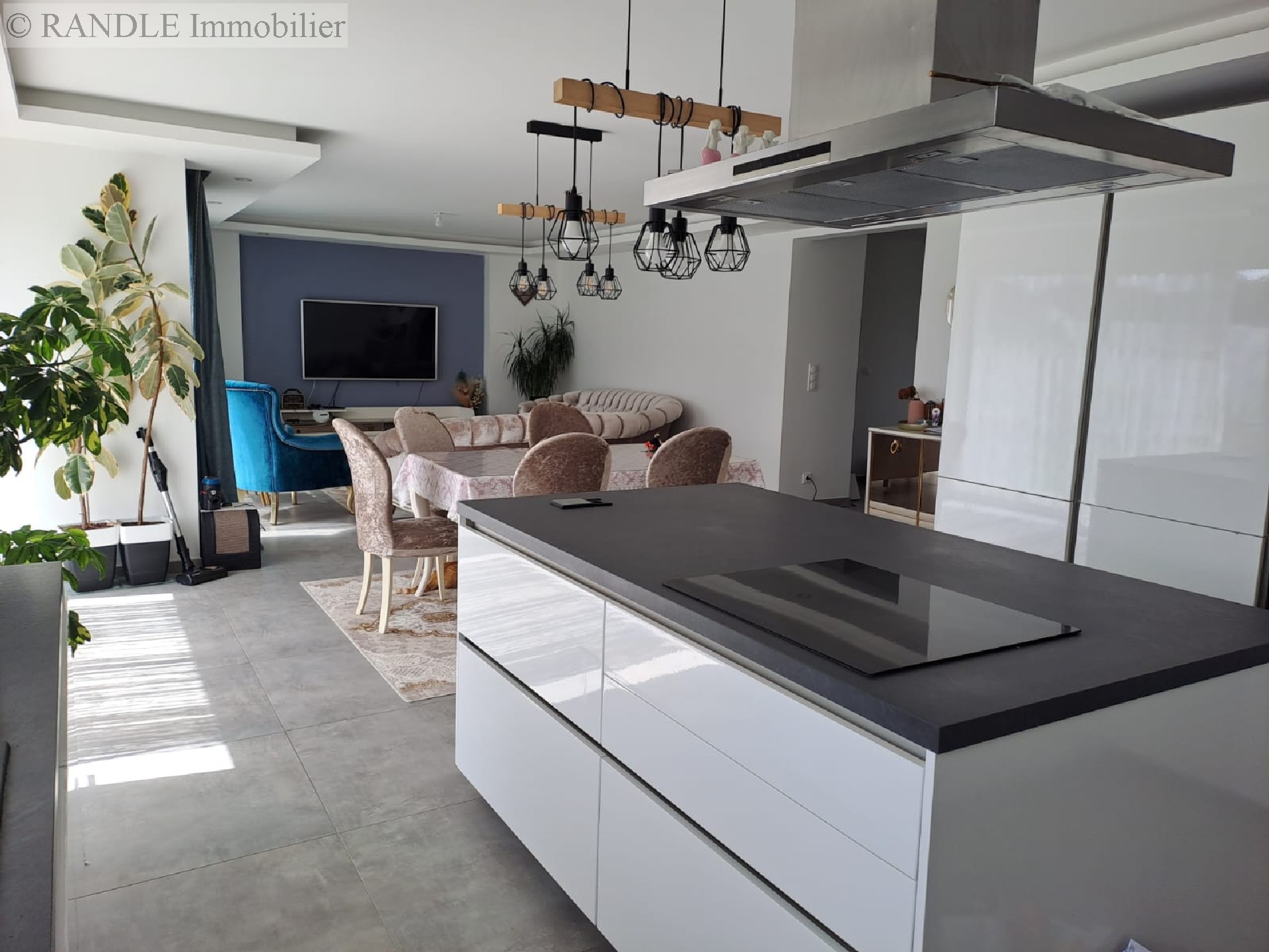 Vente maison - BRECH 146 m², 6 pièces