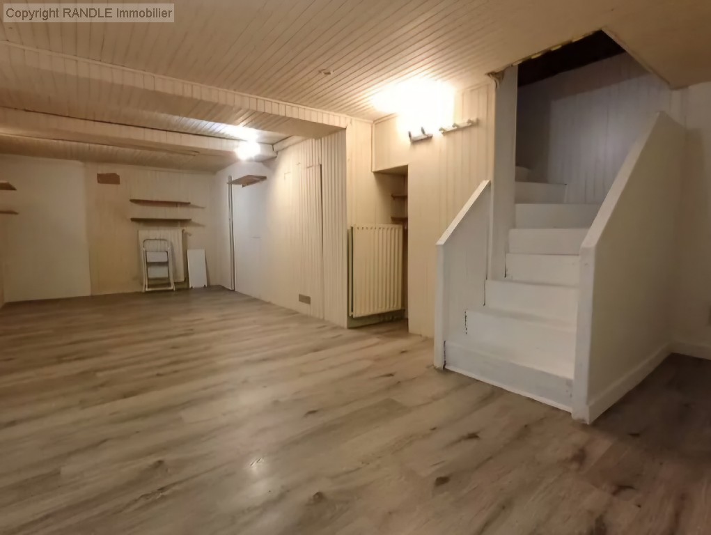 Vente maison - PROCHE COMMODITES 106 m², 4 pièces