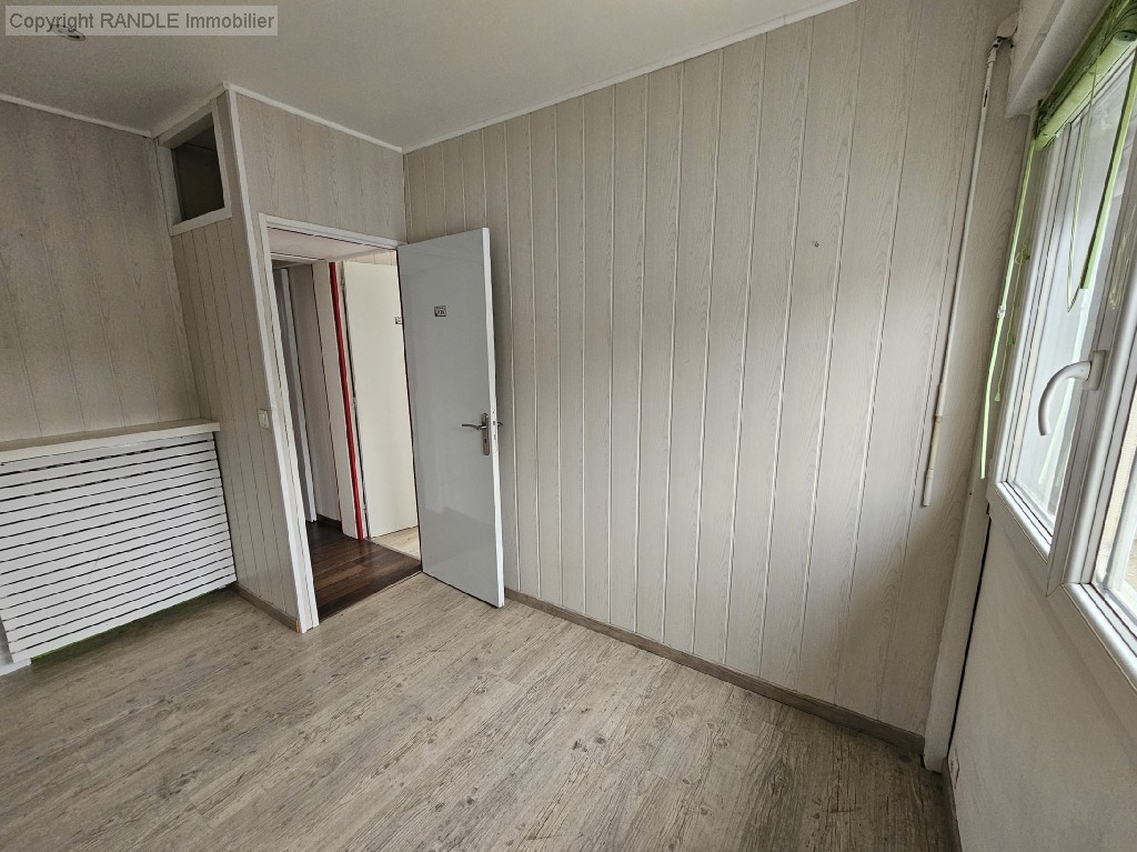 Vente maison - PROCHE COMMODITES 106 m², 4 pièces