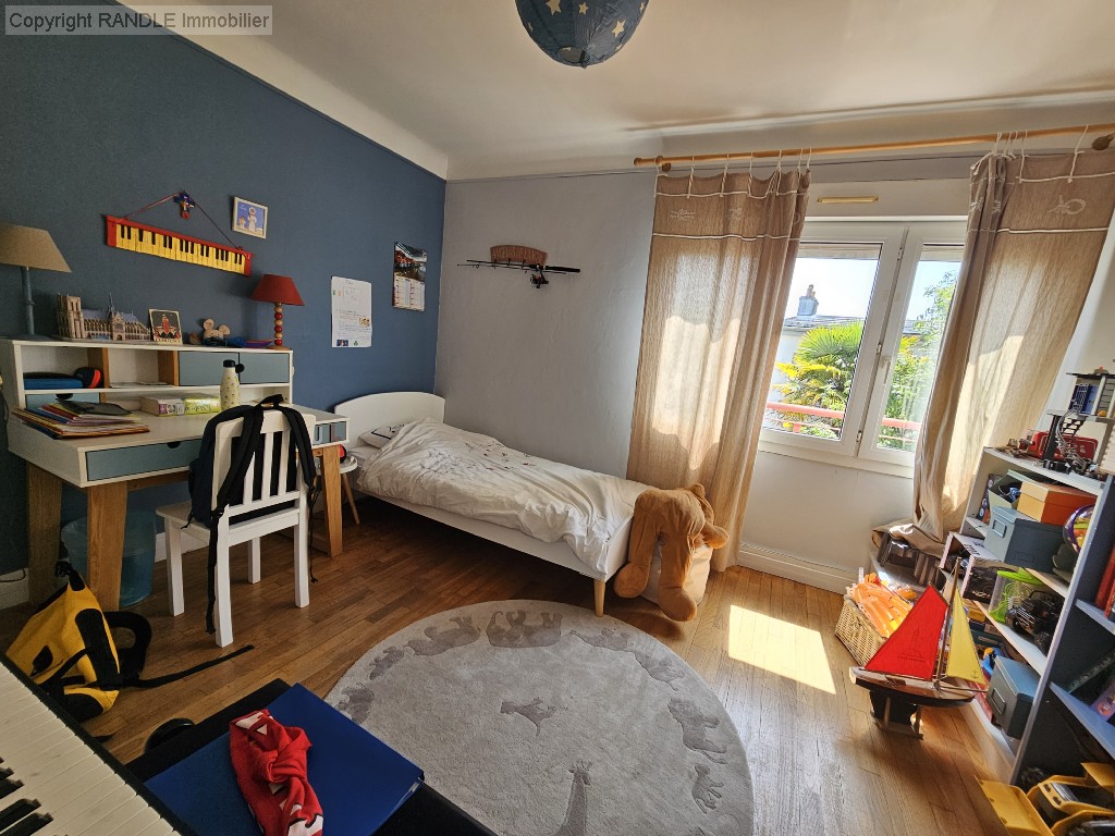 Vente maison - LORIENT 140 m², 6 pièces